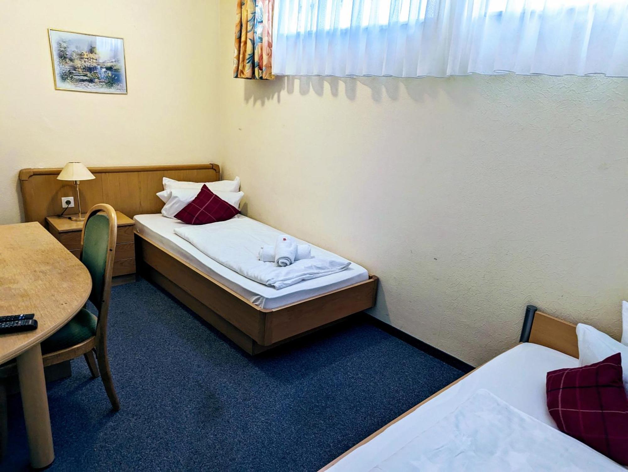 Hotel Schiff Rastatt Room photo